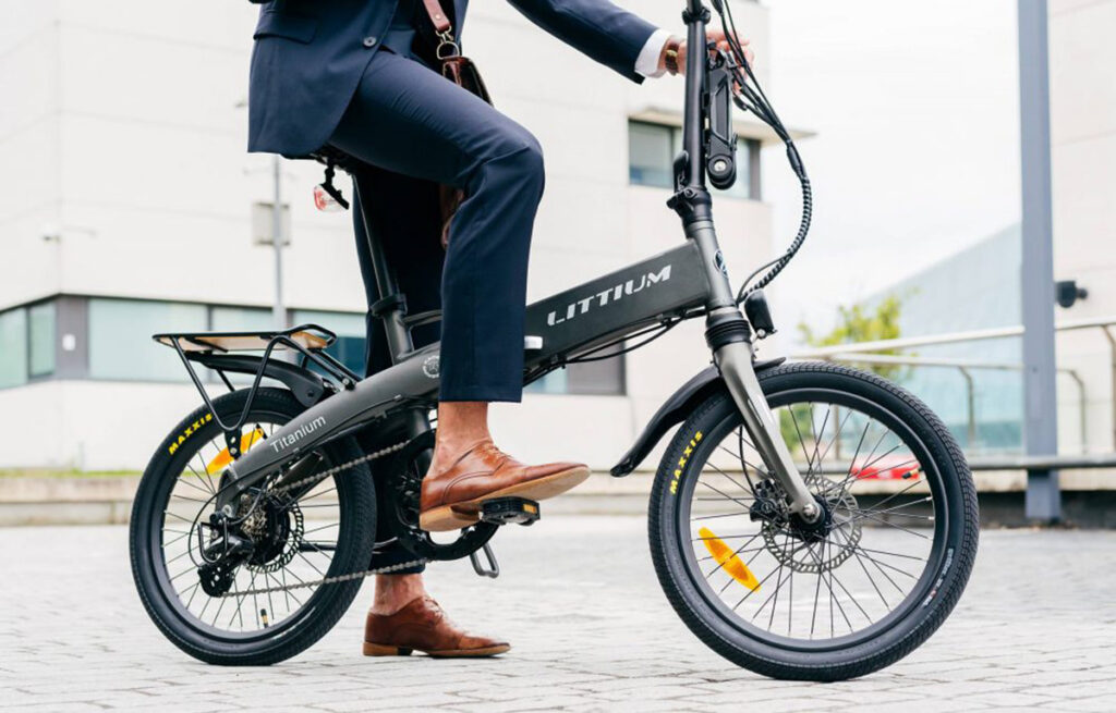 diseño de una bicicleta eléctrica plegable 